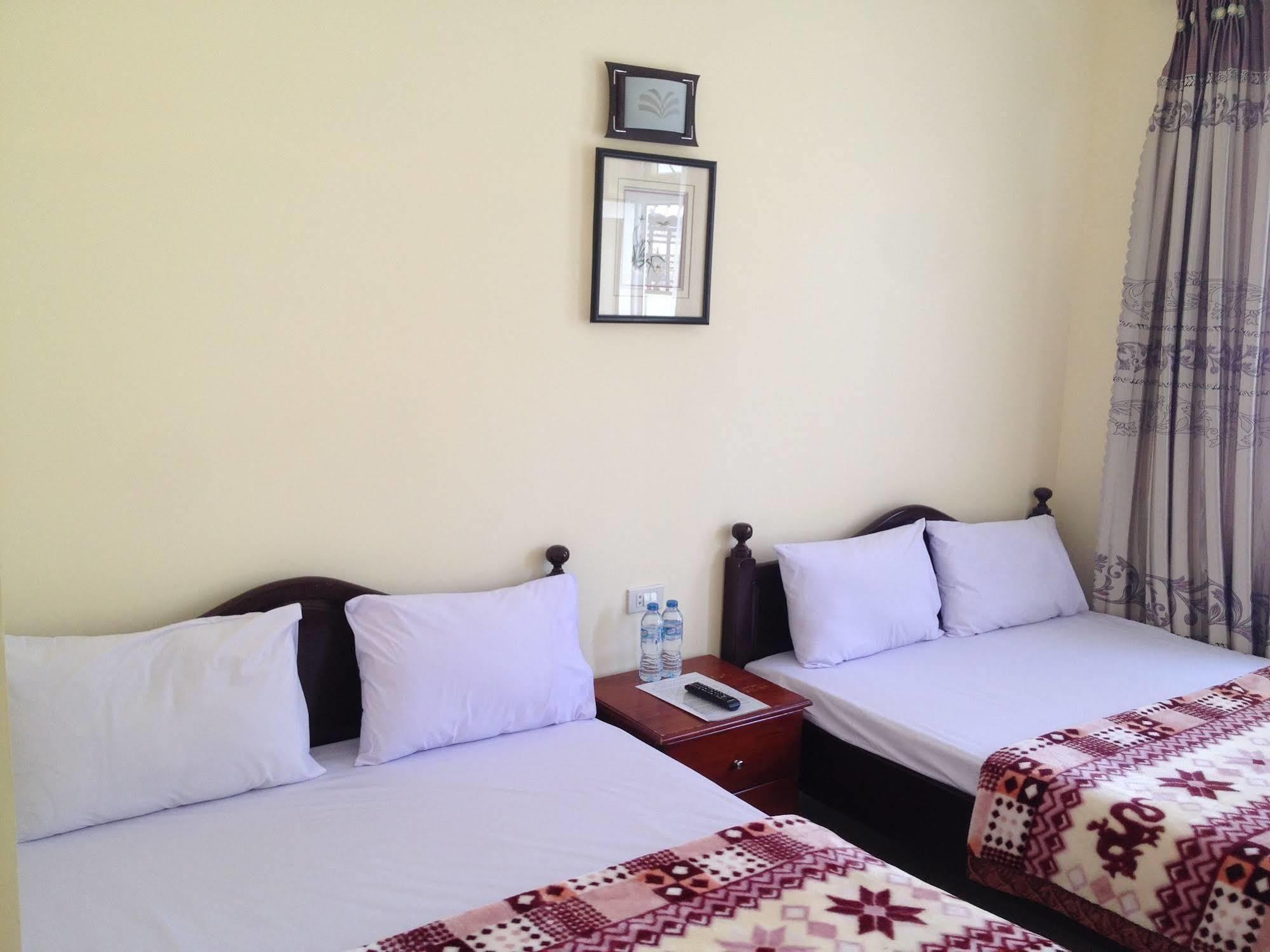 Phuong Hong Guesthouse Далат Экстерьер фото
